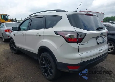 2017 Ford Escape Se z USA, uszkodzony, nr VIN 1FMCU9G97HUB96870